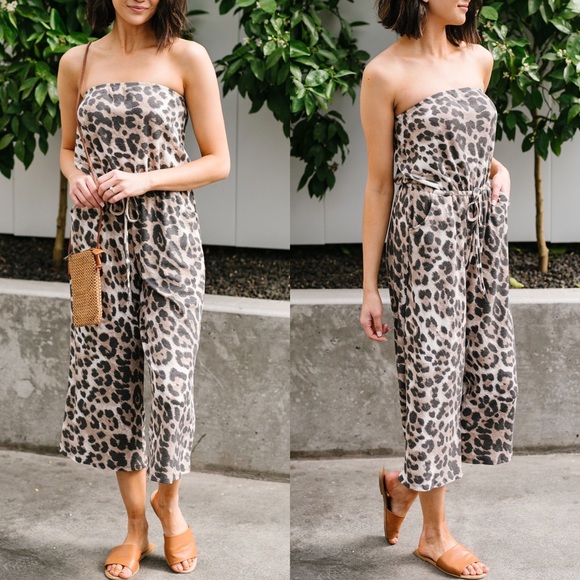 Leopard Cropped Jumpsuit - Picture 2 of 8